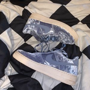 Air Force 1 Low Dark Sky Blue